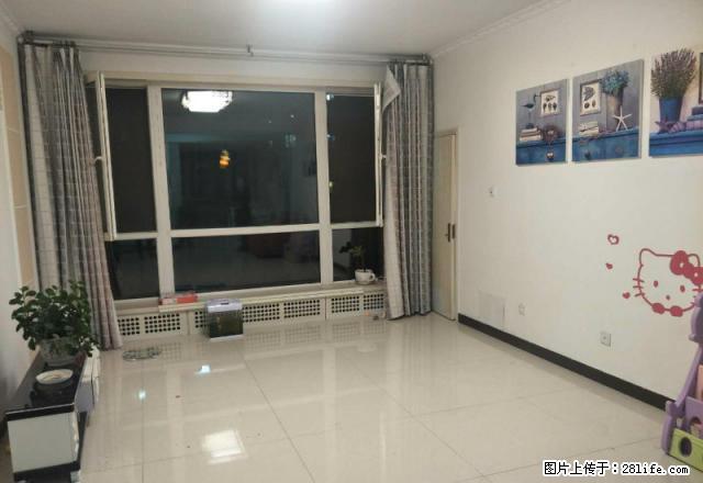 水榭花都B区 三室大三阳格局 看房提前约 简单家具 租金便宜 - 房屋出租 - 房屋租售 - 赤峰分类信息 - 赤峰28生活网 chifeng.28life.com