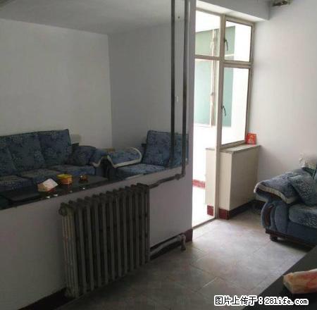 公交医院对面 2楼 两室 家具家电配齐 年租1.2万随时看房 - 房屋出租 - 房屋租售 - 赤峰分类信息 - 赤峰28生活网 chifeng.28life.com