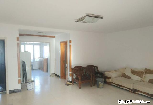 向阳三组团3室顶楼85平家具齐全租金1.6万 看房抓紧时间! - 房屋出租 - 房屋租售 - 赤峰分类信息 - 赤峰28生活网 chifeng.28life.com