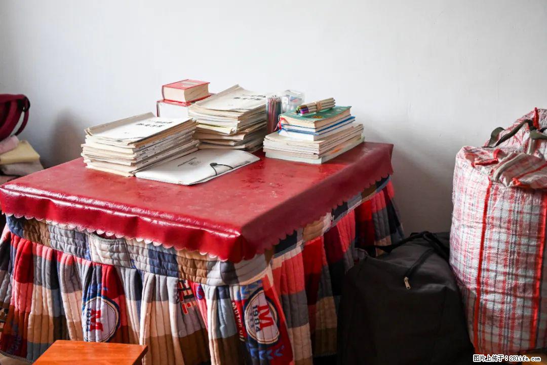 全网追的“扁担女孩”，找了一份暑假工，时薪12元 - 赤峰生活资讯 - 赤峰28生活网 chifeng.28life.com